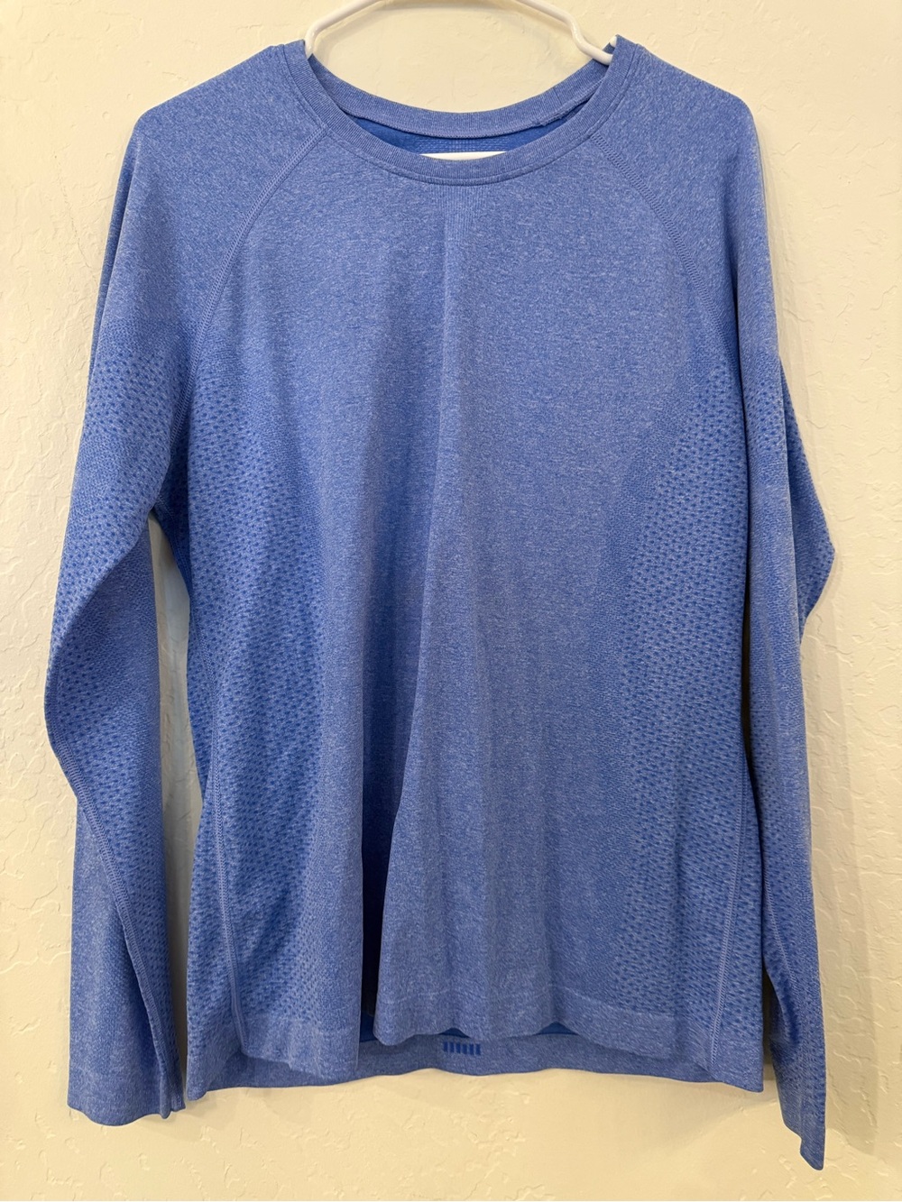 Figs salta seamless long sleeve underscrub in ceil blue